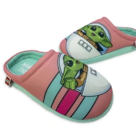 Girls Lego Star Wars Baby Yoda Sleep Shirt Nightgown & Slippers Size Sm 6/6X NWT - Picture 3 of 4